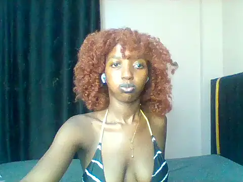 Snapshot of heavendoll2030 chatting on 07/11/26, 02:42 heavendoll2030 online show from 07/11/26, 02:42