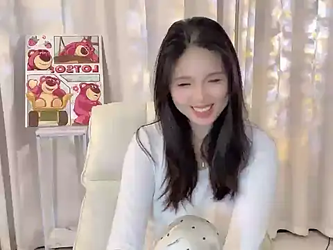 Snapshot of xiao--su chatting on 06/26/26, 06:18 xiao--su online show from 06/26/26, 06:18
