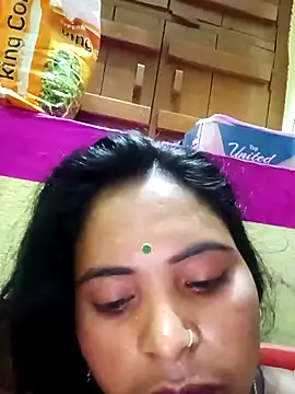 Snapshot of KRITIKA01990 chatting on 06/05/26, 10:59 KRITIKA01990 online show from 06/05/26, 10:59