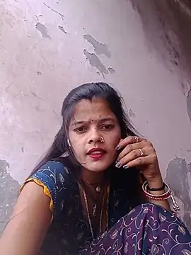 Snapshot of Hot_bhabi0123 chatting on 06/22/26, 06:21 Hot bhabi0123 online show from 06/22/26, 06:21