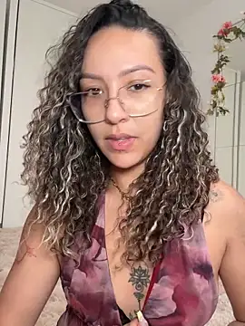 leana bgeee online show from 06/18/26, 02:54