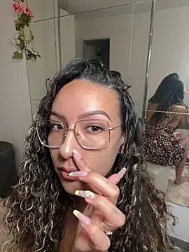 leana bgeee online show from 06/19/26, 12:09