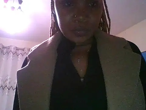 CreamyQueen254 online show from 07/08/26, 04:33