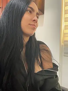 Sara fernandez- online show from 07/07/26, 02:10