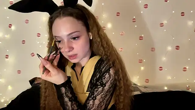 itskylieee online show from 07/02/26, 12:44