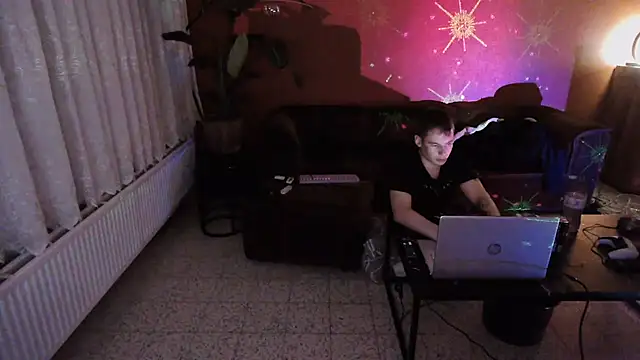 sventwinkboy online show from 06/17/26, 03:20