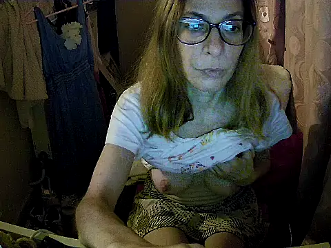 Aphrodity Roxx online show from 07/18/26, 11:30