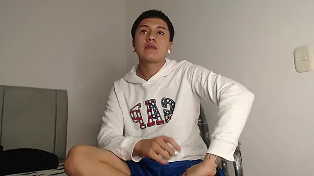 Owenn  blueee online show from 06/16/26, 06:54