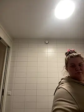chubbyqueenbb online show from 06/06/26, 08:13