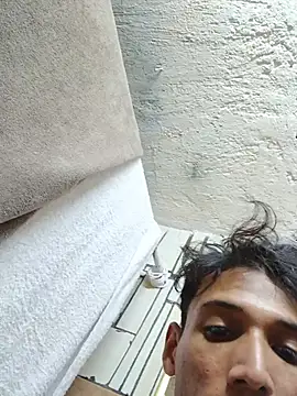 Manueluuki online show from 07/30/26, 07:07