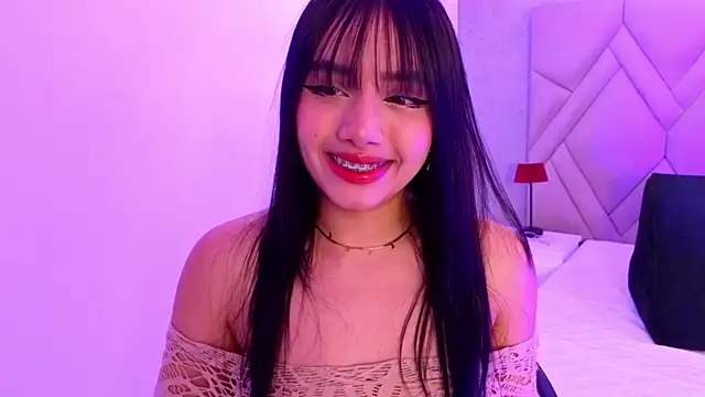 Mila  Fire online show from 07/07/26, 11:58