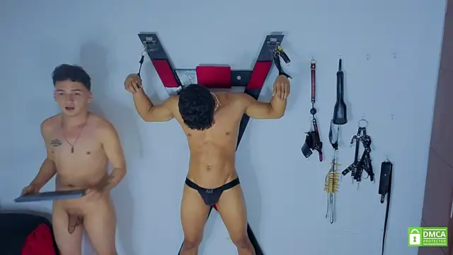 Nicolas AthleticBoy online show from 06/11/26, 12:32
