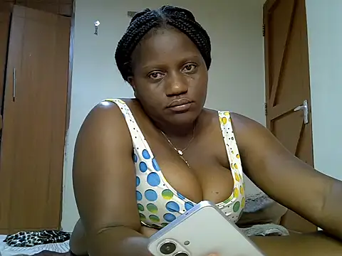 Snapshot of biganni_ chatting on 06/24/26, 04:11 biganni online show from 06/24/26, 04:11