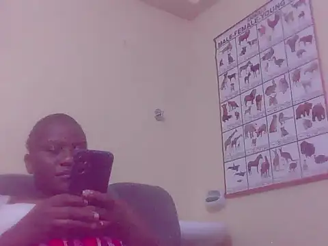 Snapshot of biganni_ chatting on 07/15/26, 10:37 biganni online show from 07/15/26, 10:37