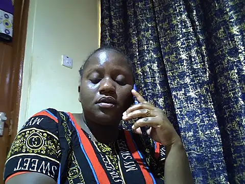 Snapshot of biganni_ chatting on 07/21/26, 12:51 biganni online show from 07/21/26, 12:51