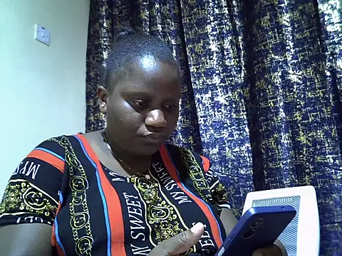 Snapshot of biganni_ chatting on 07/22/26, 05:05 biganni online show from 07/22/26, 05:05