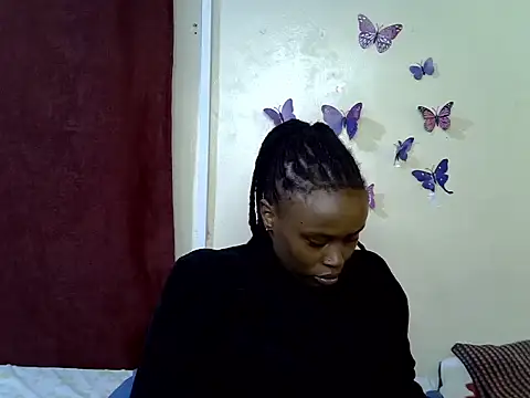 Snapshot of Rasta_tattoooed chatting on 06/16/26, 04:15 Rasta tattoooed online show from 06/16/26, 04:15