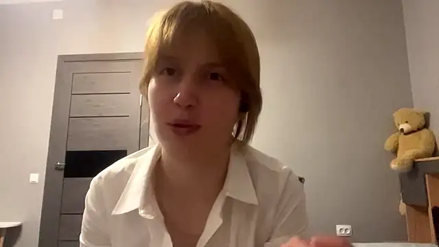 Mowhlntime online show from 06/25/26, 01:49