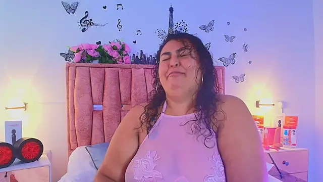 Mia Hony online show from 07/10/26, 01:36