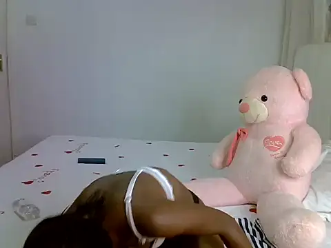Melanin magic online show from 06/11/26, 02:53
