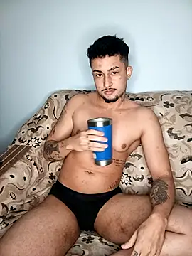 Boytranoroxa online show from 06/16/26, 04:48