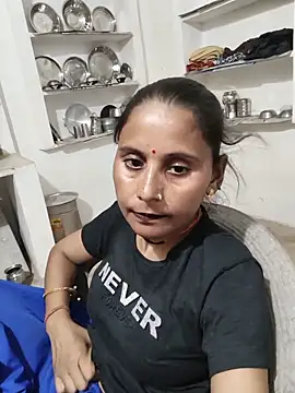 Karishna hot online show from 06/14/26, 04:31