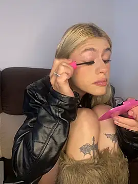 Lia-firee online show from 06/29/26, 01:11