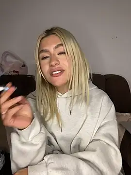 Lia-firee online show from 07/14/26, 05:56