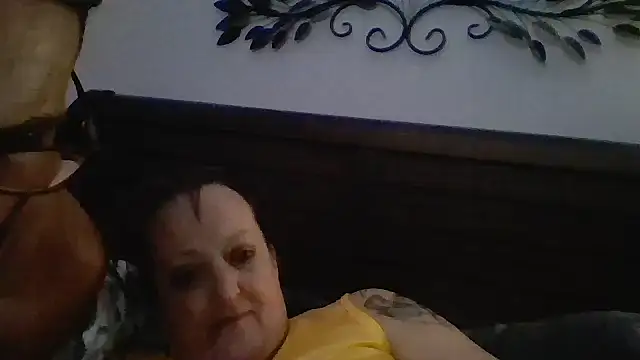 purplecarnation online show from 06/14/26, 09:33