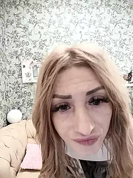 Eva Axel online show from 06/07/26, 11:58