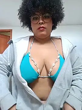 Lolacurly69 online show from 06/14/26, 05:26