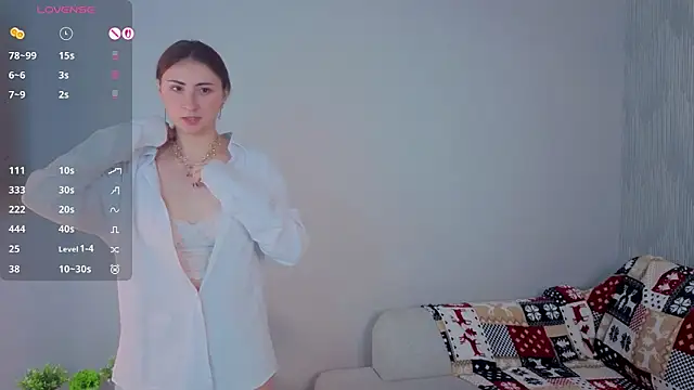 LoiseWuellenweber online show from 06/12/26, 01:04