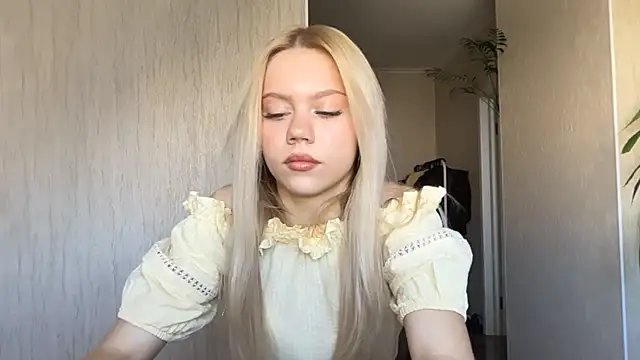 Glamorforyou online show from 06/26/26, 05:12