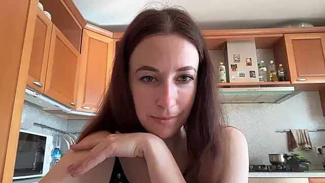 Flamingo Queen online show from 06/11/26, 06:00