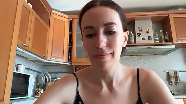 Flamingo Queen online show from 06/30/26, 06:03