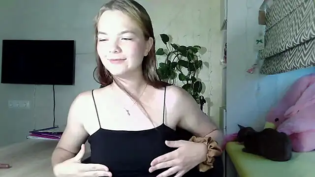 Snapshot of AvrilGillig chatting on 07/26/26, 04:14 AvrilGillig online show from 07/26/26, 04:14