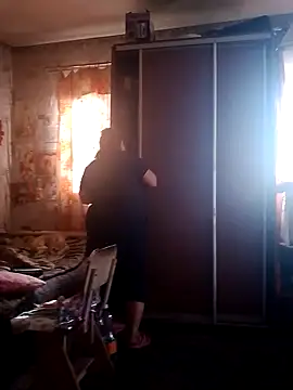 Snapshot of oksana72 chatting on 09/12/25, 06:57 oksana72 online show from 09/12/25, 06:57