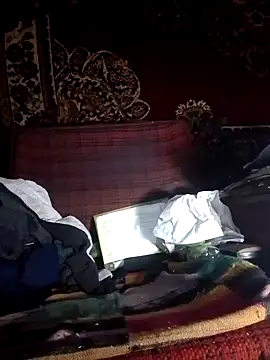 Snapshot of oksana72 chatting on 10/09/25, 05:22 oksana72 online show from 10/09/25, 05:22