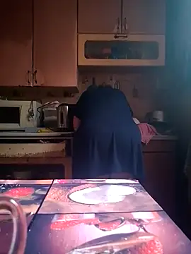 Snapshot of oksana72 chatting on 10/16/25, 07:09 oksana72 online show from 10/16/25, 07:09