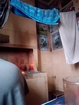 Snapshot of oksana72 chatting on 02/17/26, 07:27 oksana72 online show from 02/17/26, 07:27