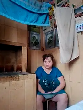 Snapshot of oksana72 chatting on 02/24/26, 07:28 oksana72 online show from 02/24/26, 07:28