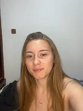FlirtySophiaa online show from 06/17/26, 10:06