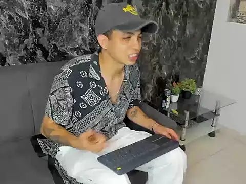 cameron lux77 online show from 07/16/26, 03:45