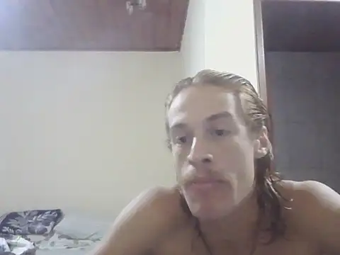 Snapshot of FloripaSecretsCasal chatting on 06/16/26, 08:44 FloripaSecretsCasal online show from 06/16/26, 08:44