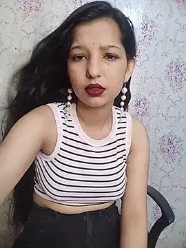 Queen Rosyy online show from 06/20/26, 02:47