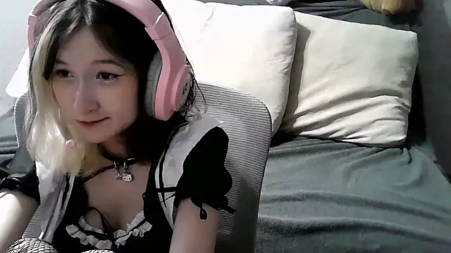 Lilfain baby online show from 07/25/26, 11:08