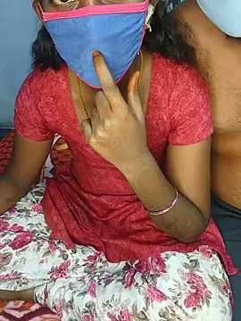 Snapshot of sweet_saranya chatting on 08/07/26, 05:42 sweet saranya online show from 08/07/26, 05:42