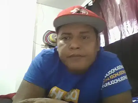 Snapshot of Moreno836966 chatting on 07/14/26, 06:24 Moreno836966 online show from 07/14/26, 06:24