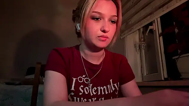 CloudyFoxy online show from 06/09/26, 07:47