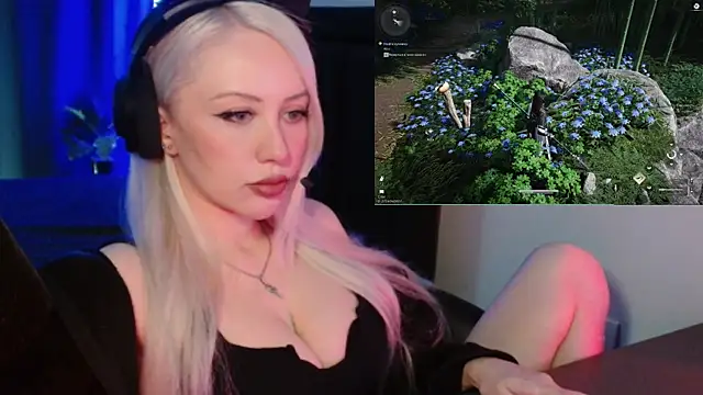 roxxyrowe online show from 06/13/26, 01:42